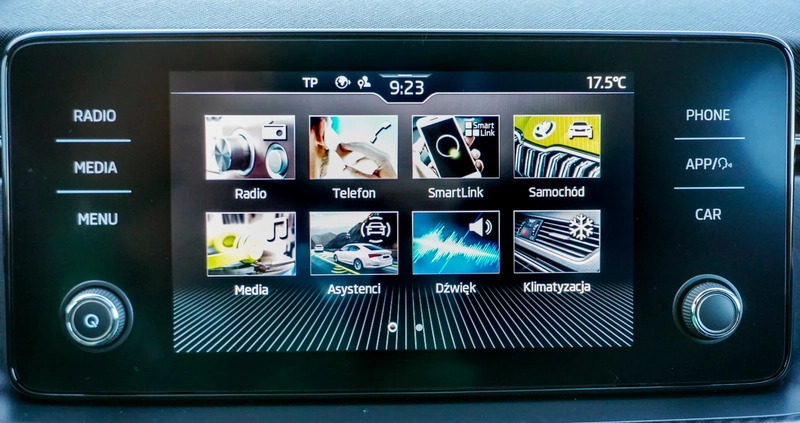 Skoda Kamiq cena 125900 przebieg: 18864, rok produkcji 2023 z Pilica małe 781